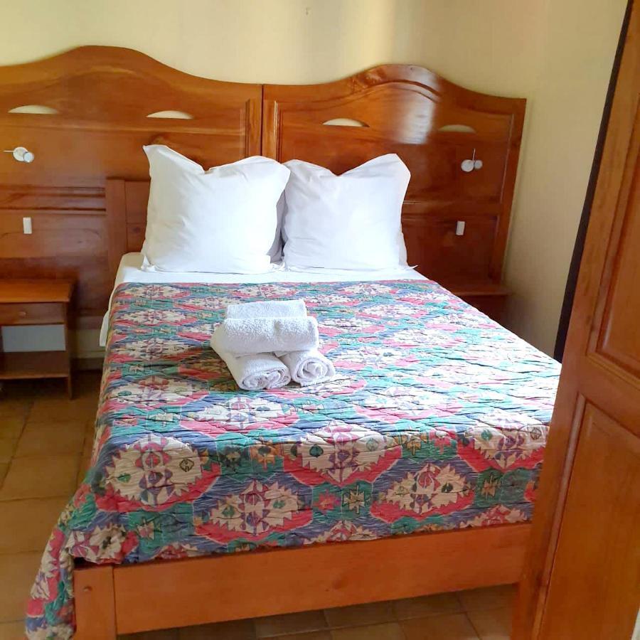 Appartement Moderne A Pointe Noire 36 M² Piscine & Jacuzzi Екстериор снимка